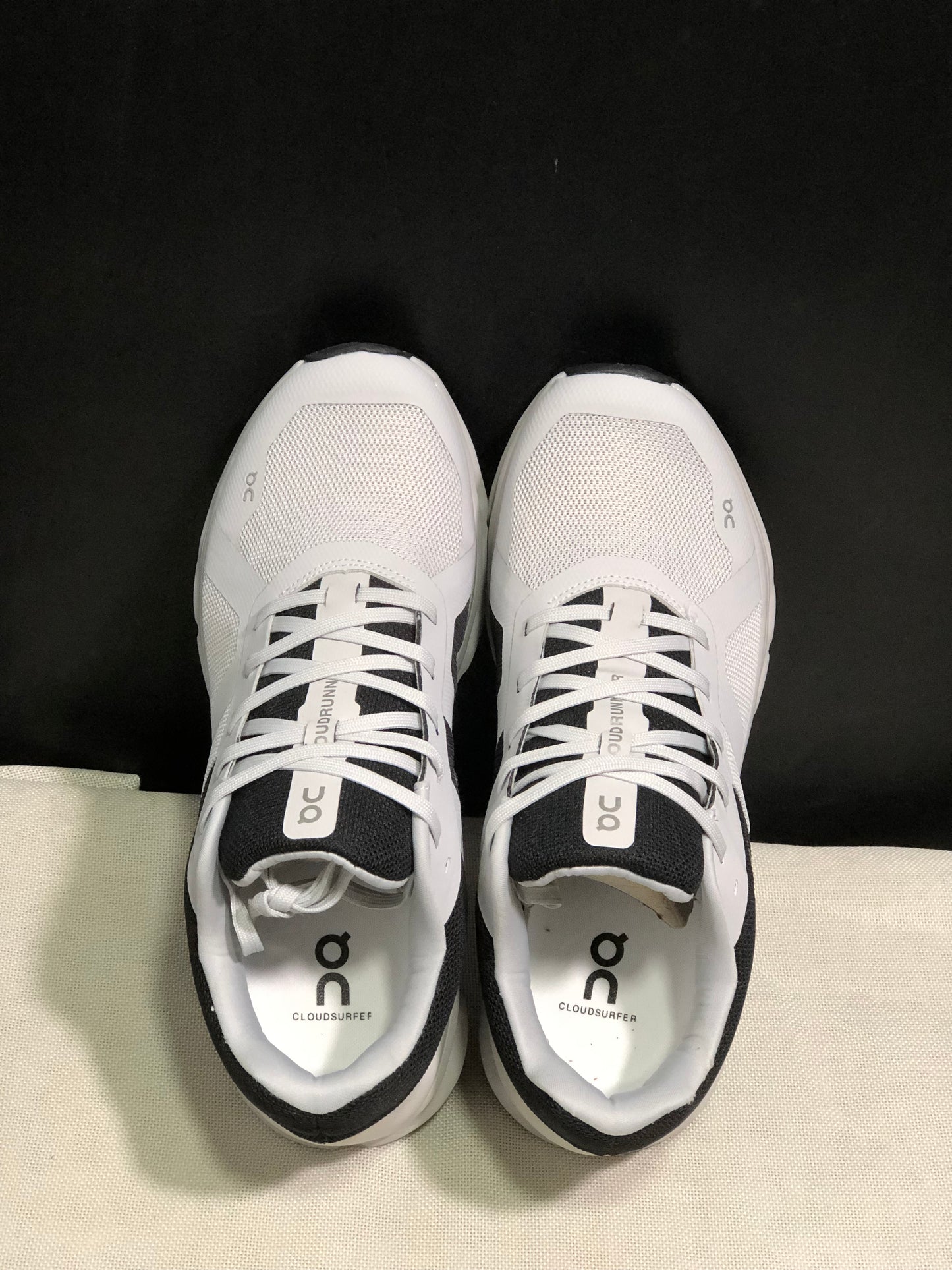 On Running Cloudrunner Anti-Slip Sports Running Shoes Light Grey/Black