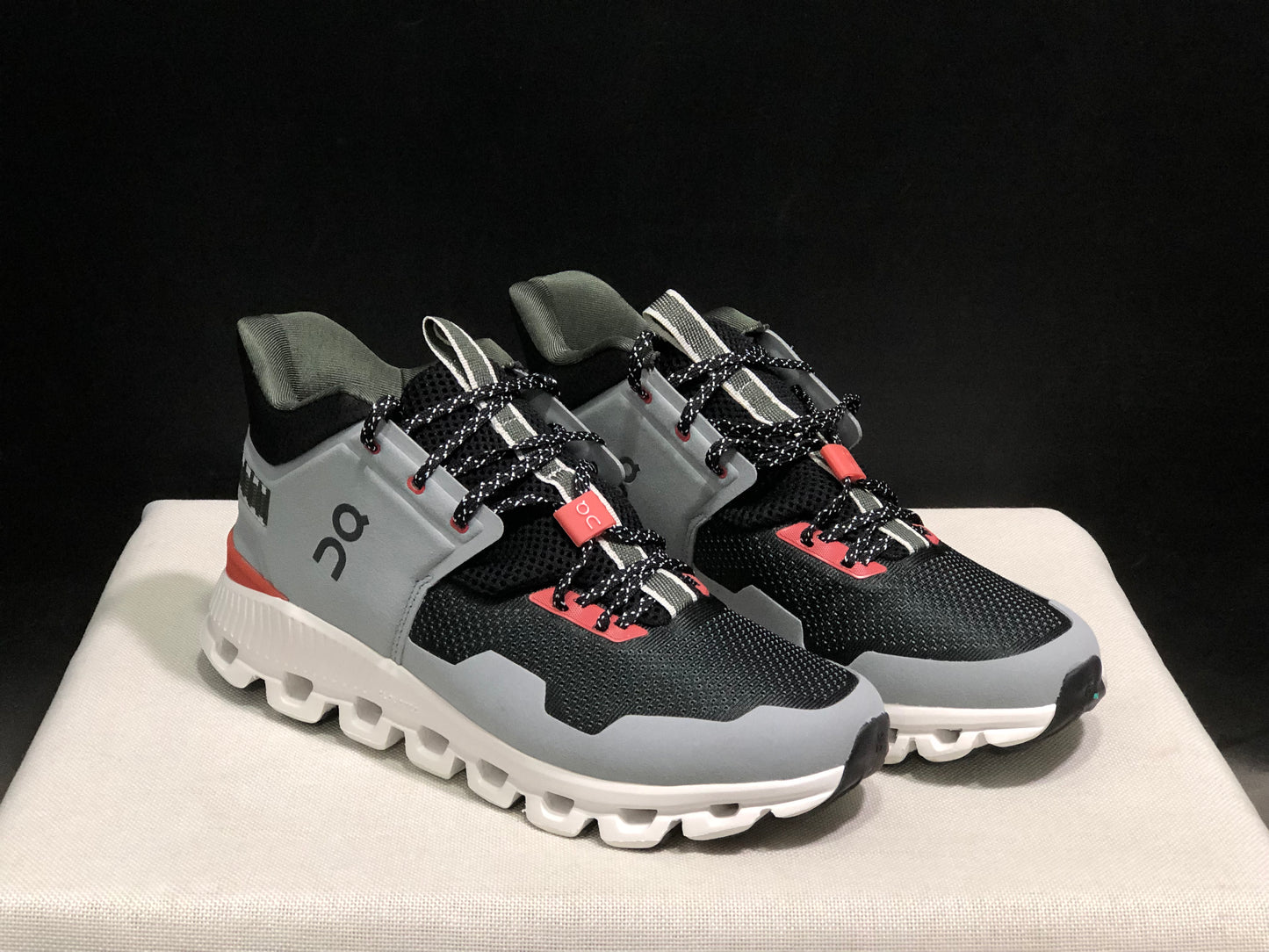 On Running Cloud Hi Edge Outdoor Training Running Shoes Black/Wolf Grey