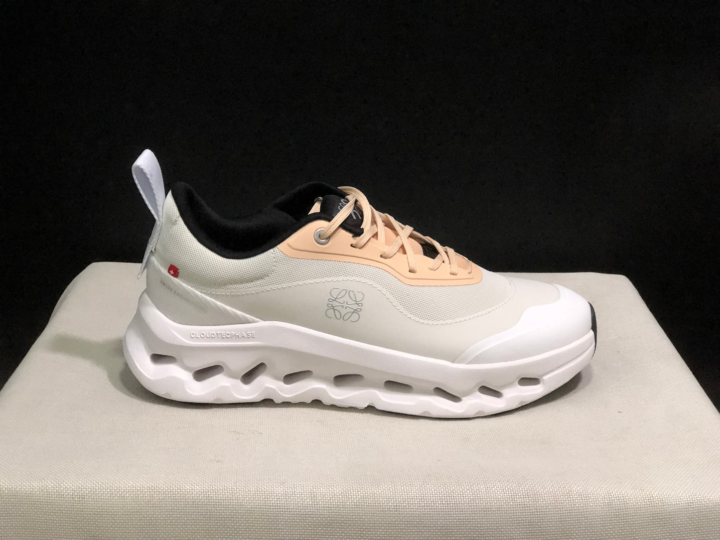 LOEWE x On Running Cloudtilt 2.0 Casual Sports Shoes Ivory White/Light Orange