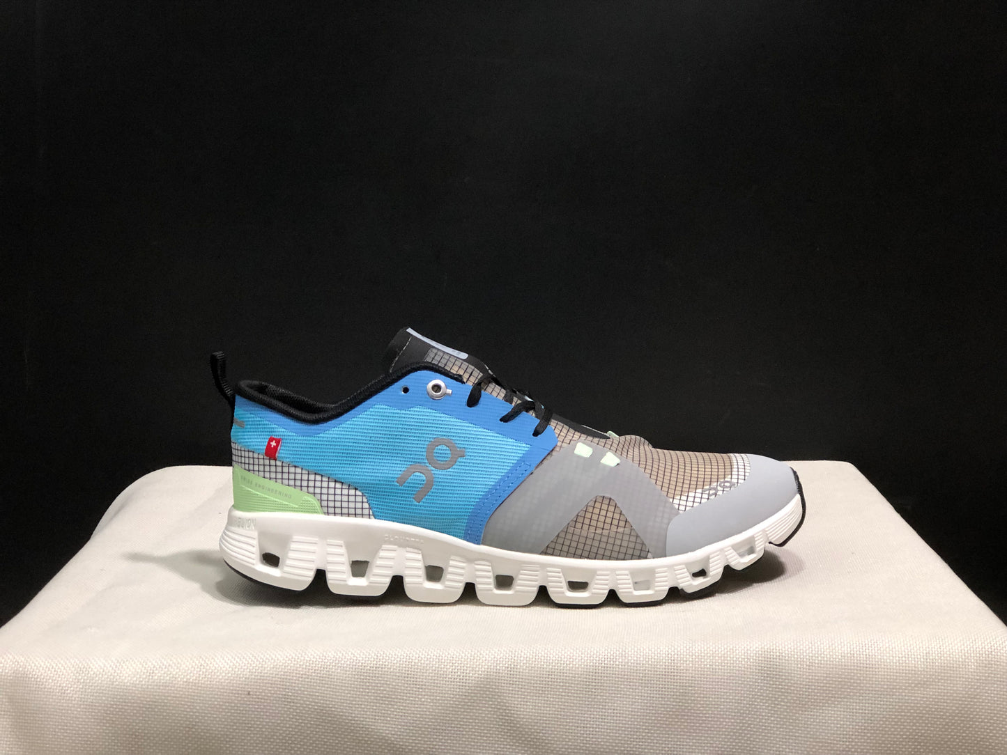 On Running Cloud X Shift Breathable And Shock-Absorbing Lightweight Running Shoes Niagara Blue/Light Khaki