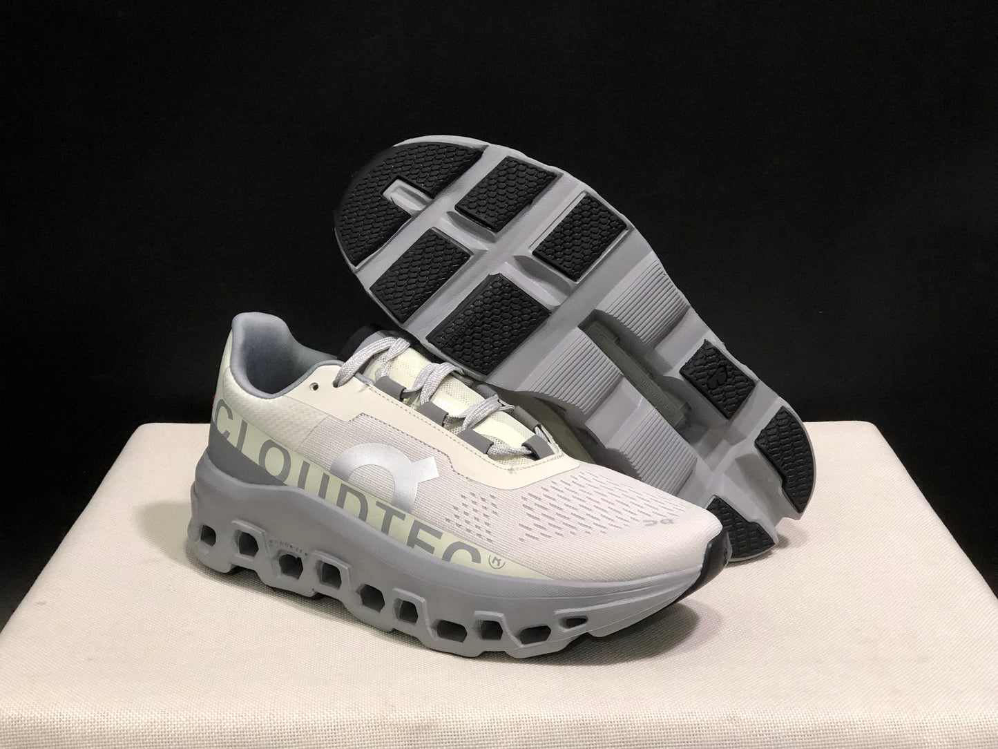 On Running Cloudmonster CNY Shock-Absorbing And Anti-Slip Sports Shoes Year Of The Dragon Special Edition Alloy/Grey