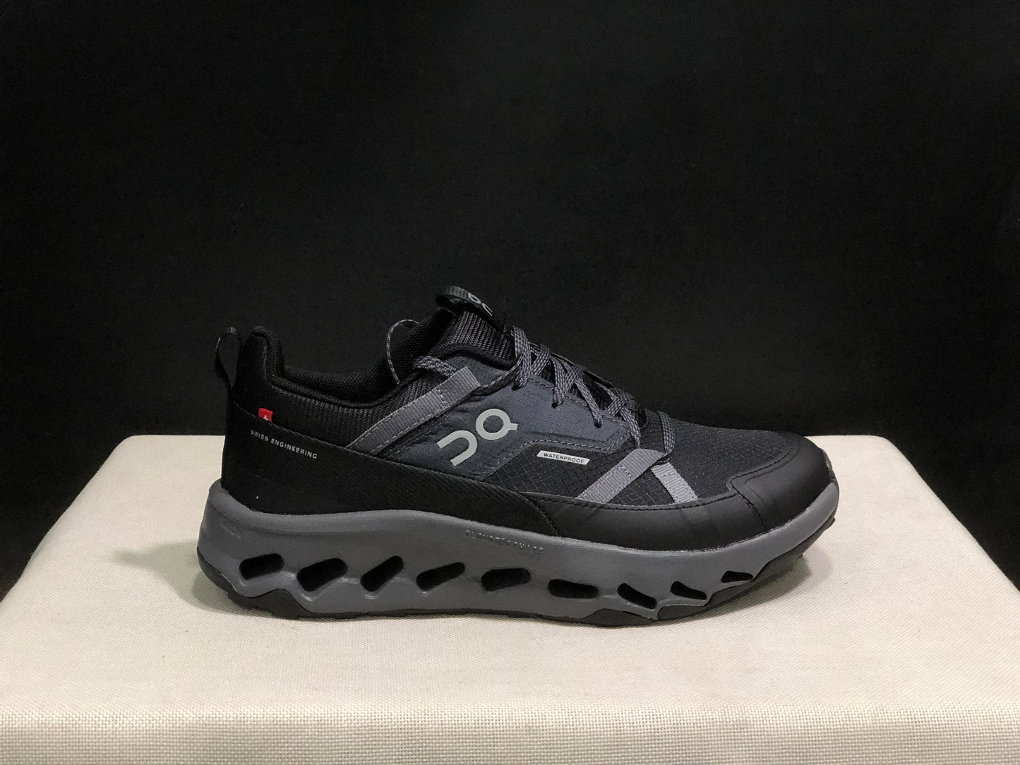 On Running Cloudhorizon Comfortable Hiking Shoes Black/Dark Grey