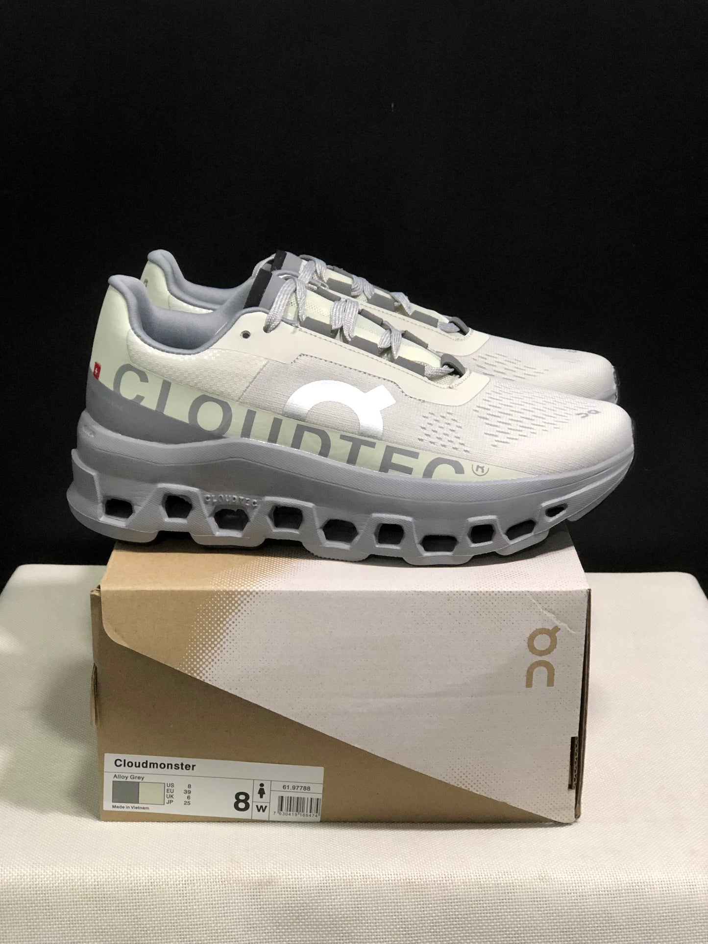 On Running Cloudmonster CNY Shock-Absorbing And Anti-Slip Sports Shoes Year Of The Dragon Special Edition Alloy/Grey