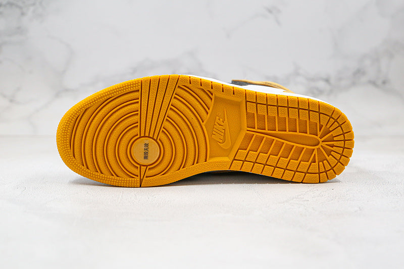 Nike Air Jordan 1 Retro High OG Yellow Ochre Sneakers