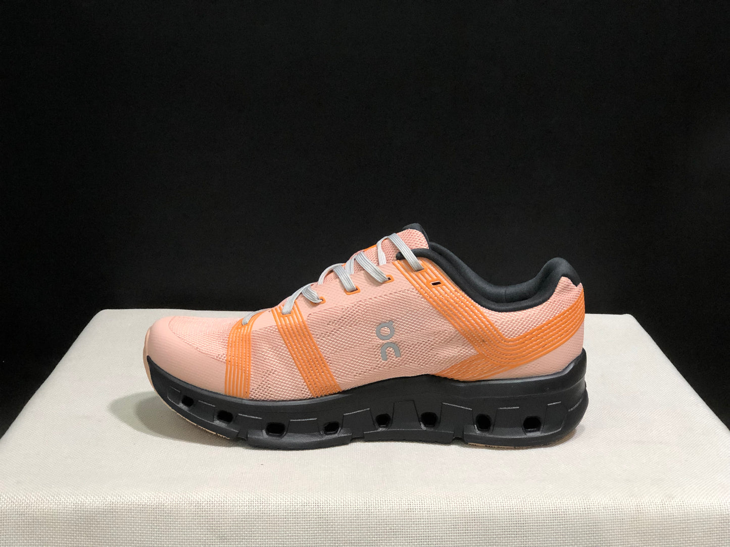 On Running Cloudgo Comfortable And Lightweight Running Shoes Rose/Magnet