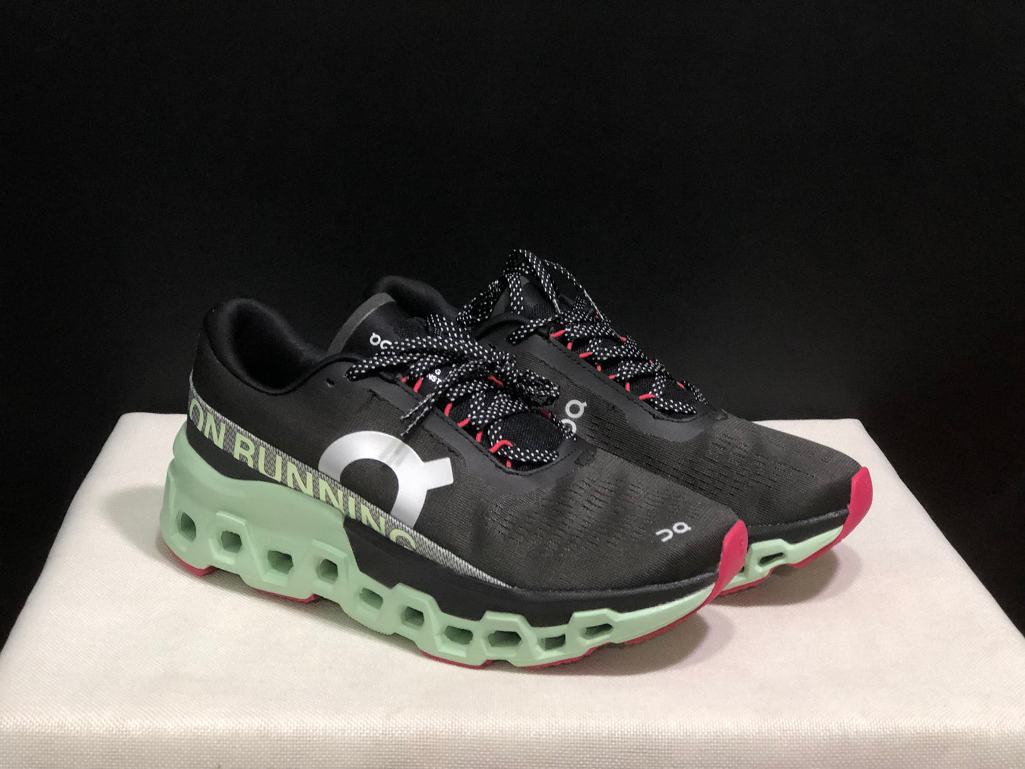 On Running Cloudmonster 2 Shock-Absorbing And Breathable Running Shoes Black/Pale Green