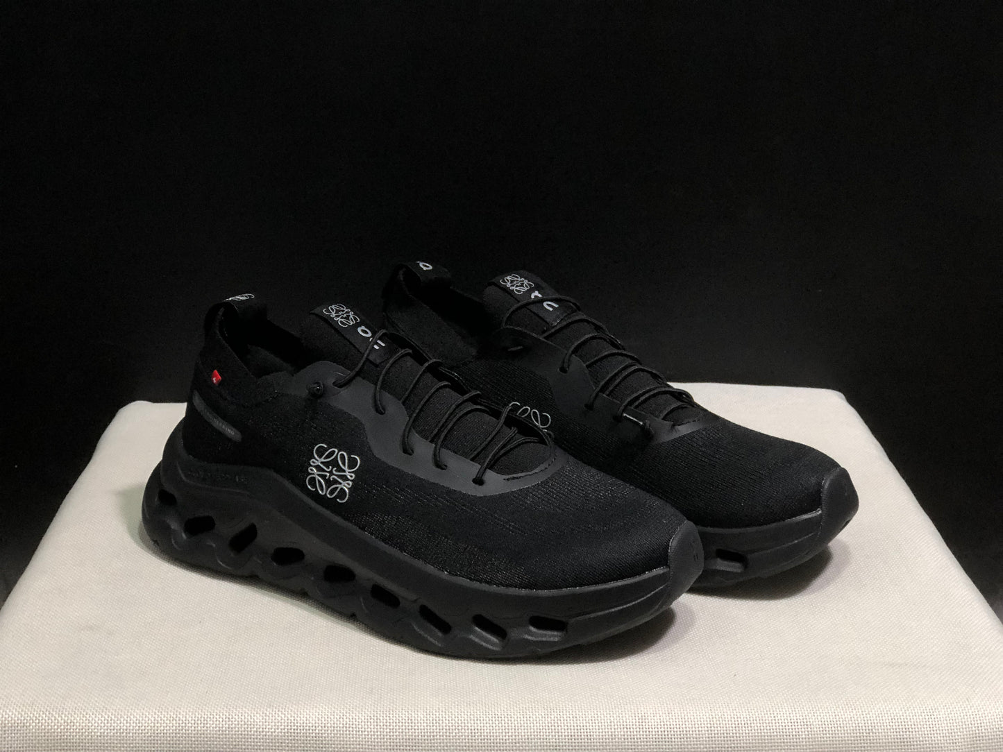 LOEWE x On Running Cloudtilt Running Shoes Co-Signed Edition All Black