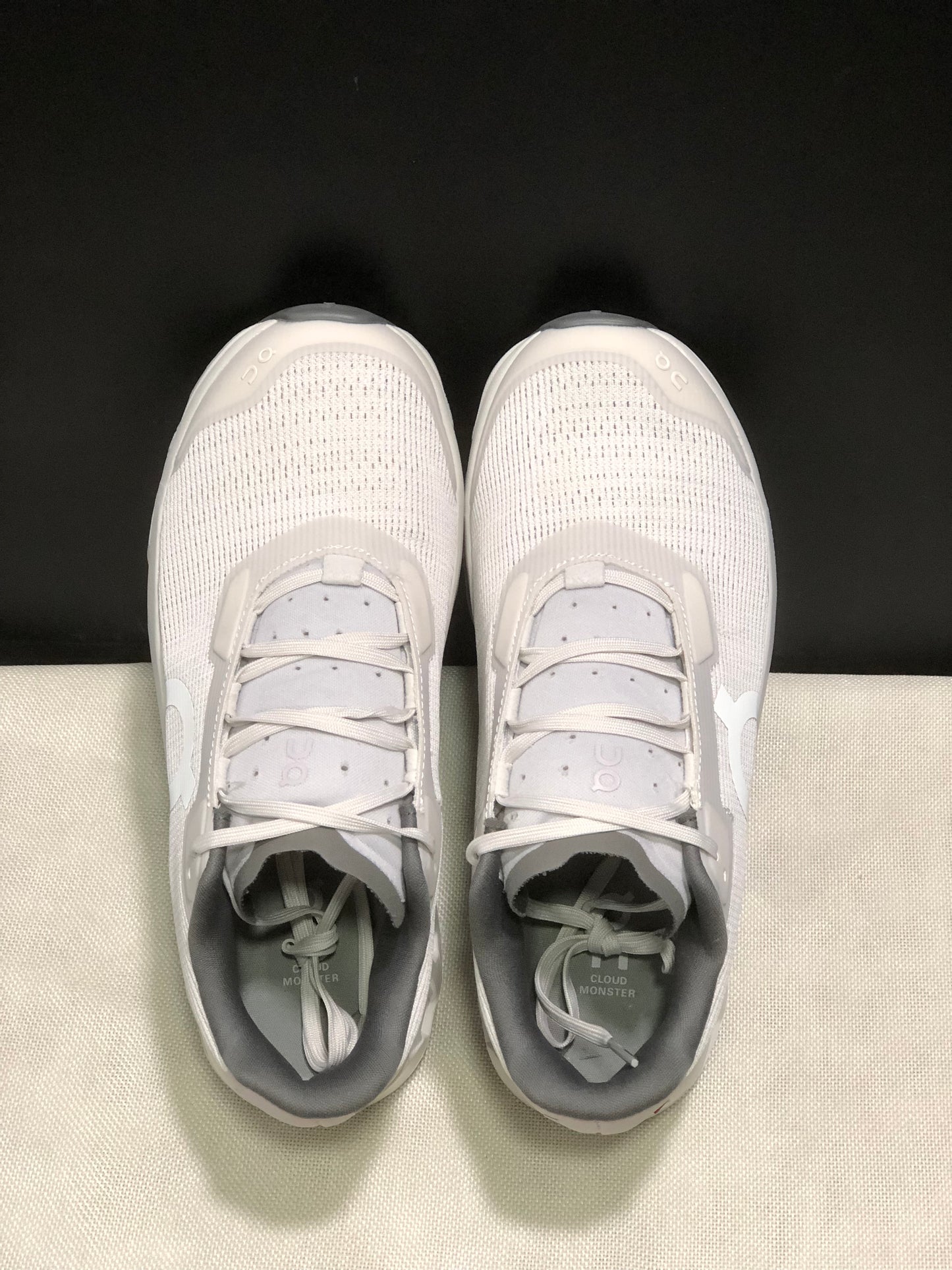 On Running Cloudmonster Void 1 M Casual Running Shoes Iovory White