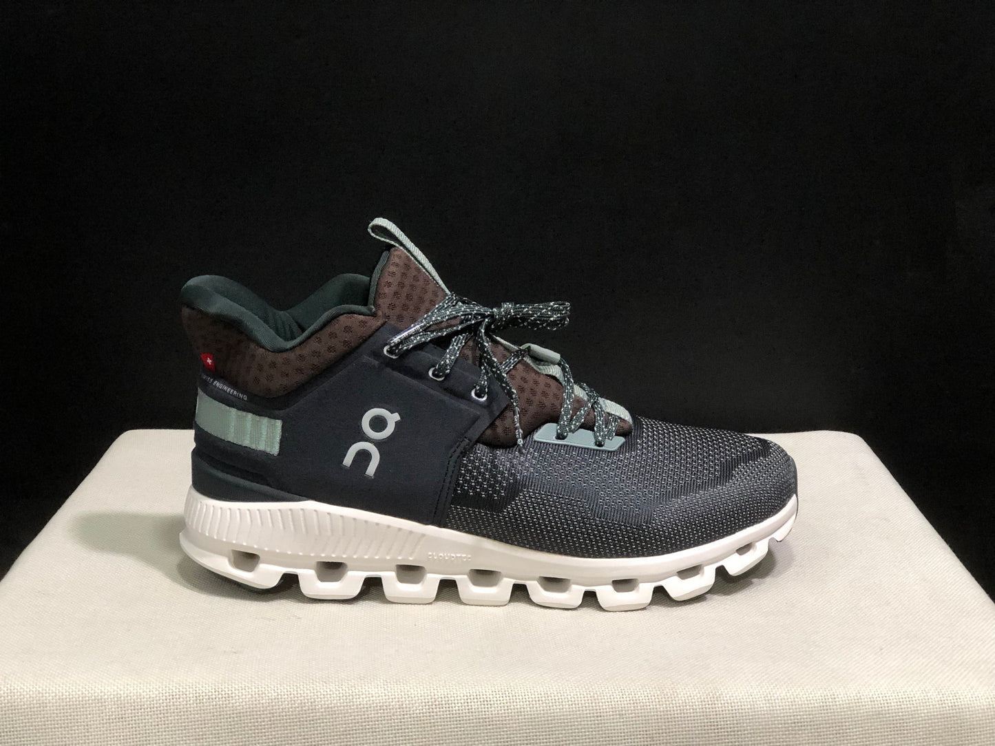 On Running Cloud Hi Edge Outdoor Training Running Shoes Brown/Dark Green