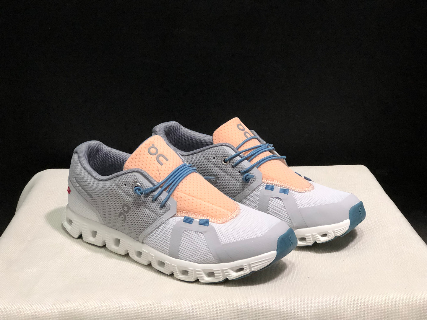 On Running Cloud 5 Lightweight Running Shoes Clacial Grey/Light Orange