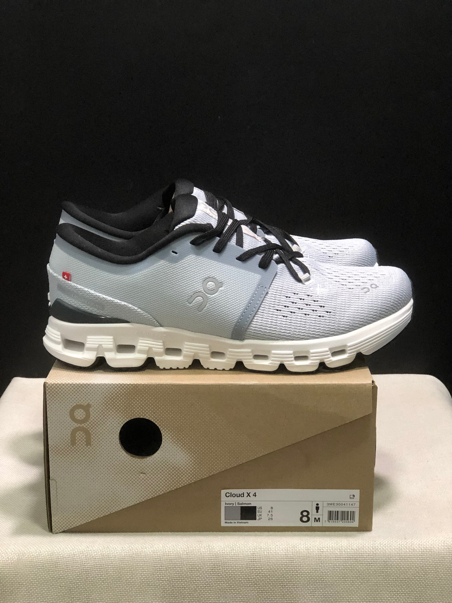 On Running Cloud X4 Comfortable Running Shoes Light Grey/Ivory