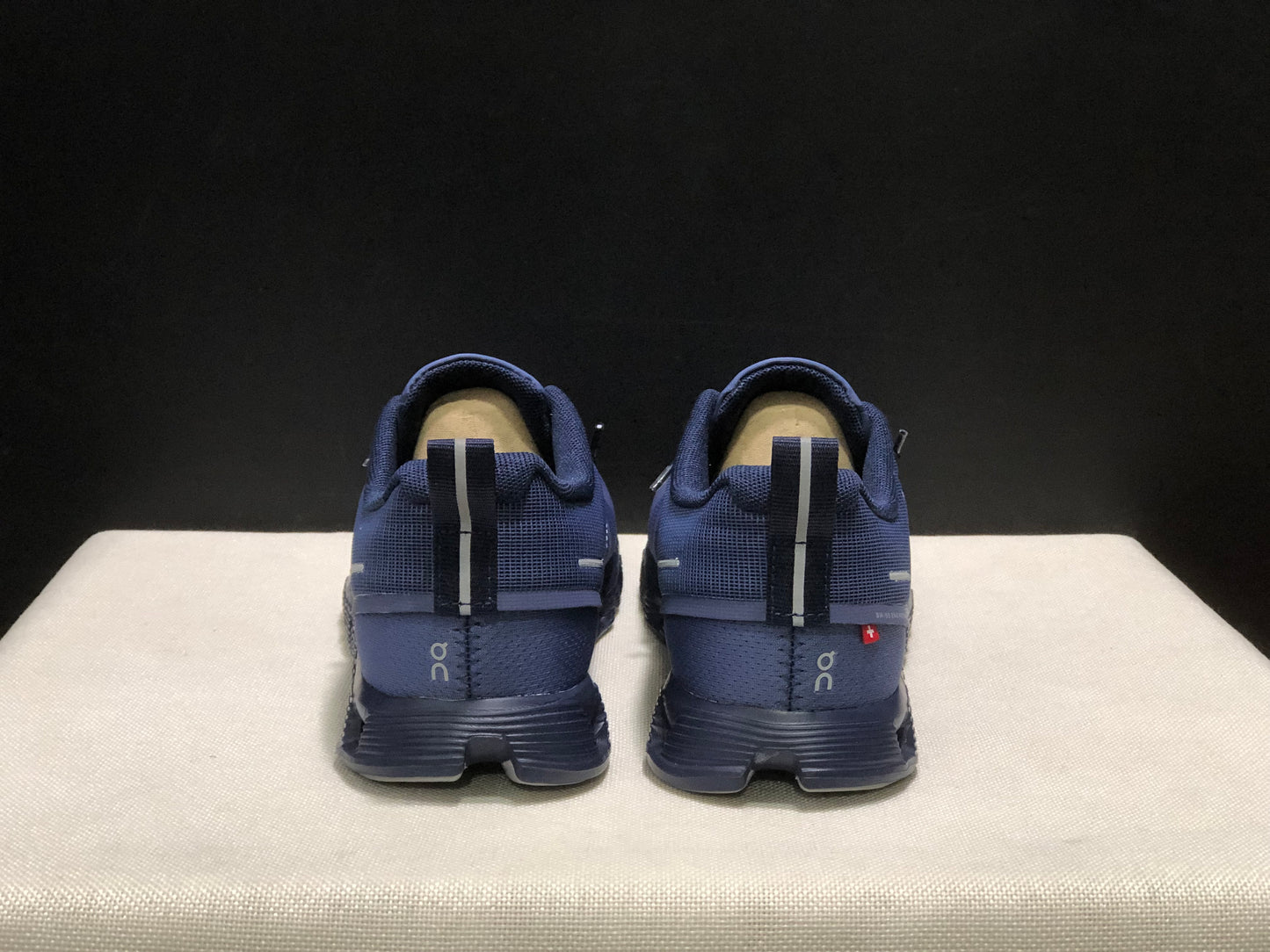 On Running Cloud 5 Navy Lightweight Running Shoes