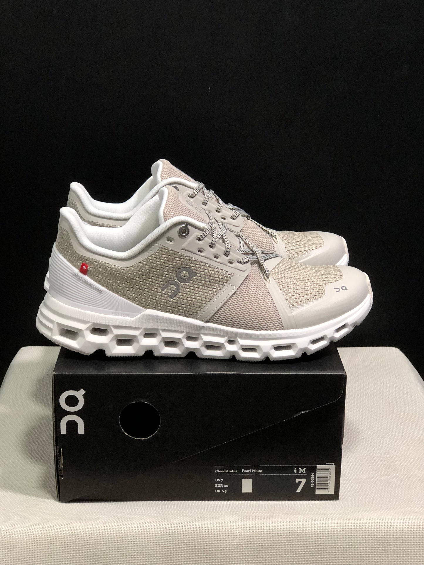 On Running Cloudstratus Shock-Absorbing And Breathable Running Shoes Khaki