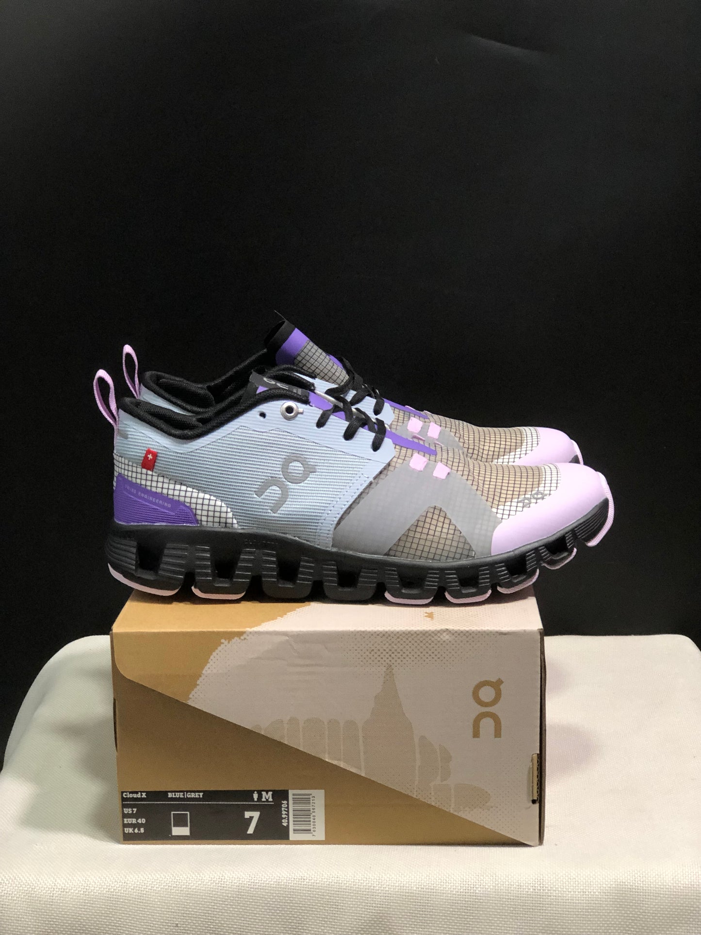 On Running Cloud X Shift Breathable And Shock-Absorbing Lightweight Running Shoes Grey/Light Purple