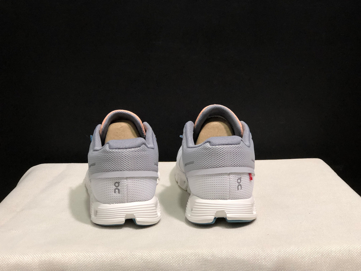 On Running Cloud 5 Lightweight Running Shoes Clacial Grey/Light Orange