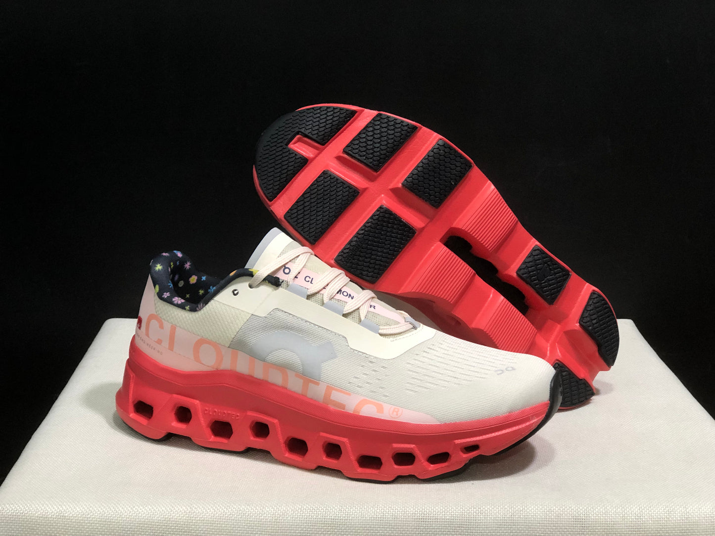 On Running Cloudmonster Anti-Slip Running Shoes Grayish-White/Orange-Red