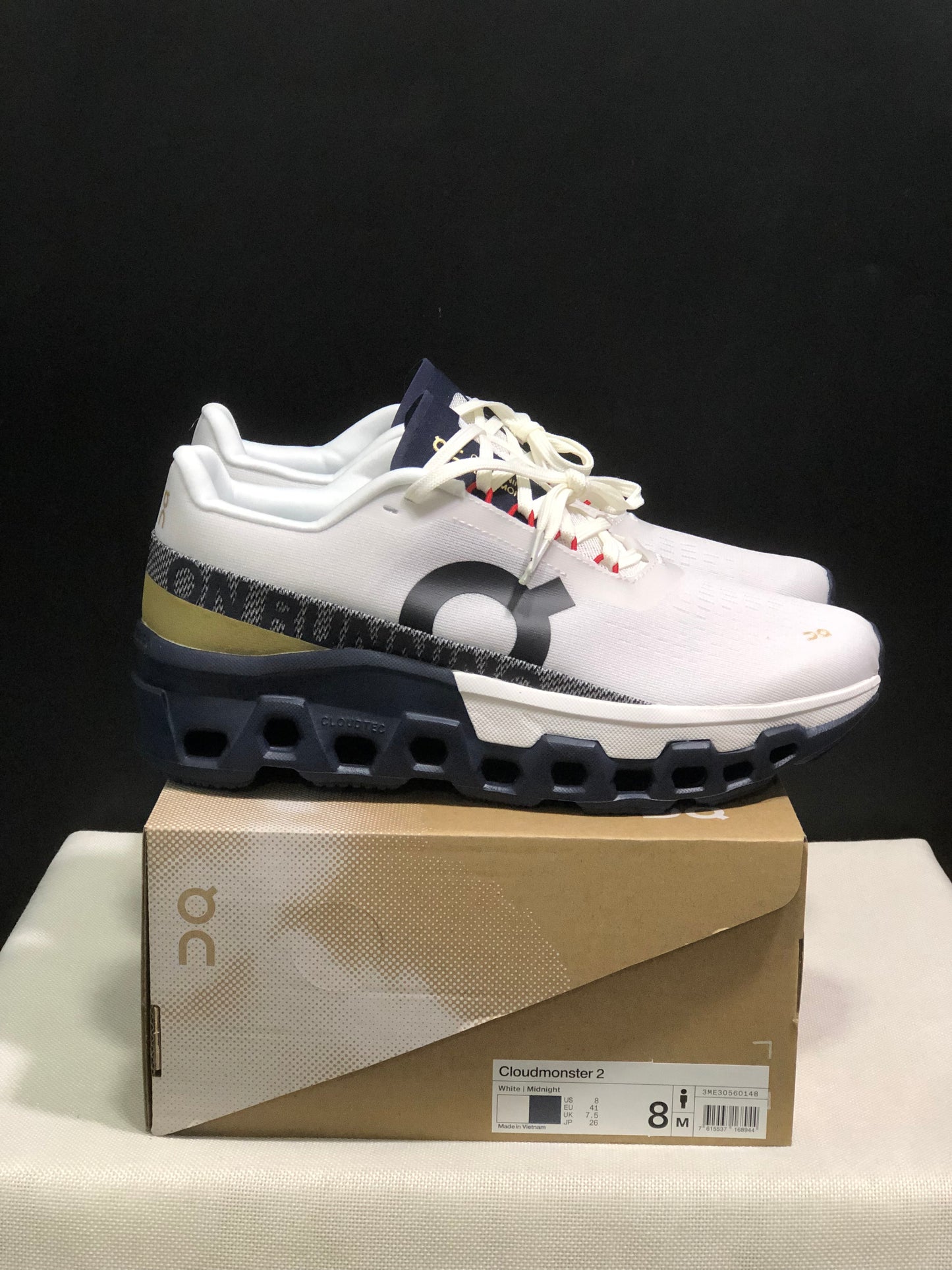 On Running Cloudmonster 2 Shock-Absorbing And Breathable Running Shoes White/Midnight