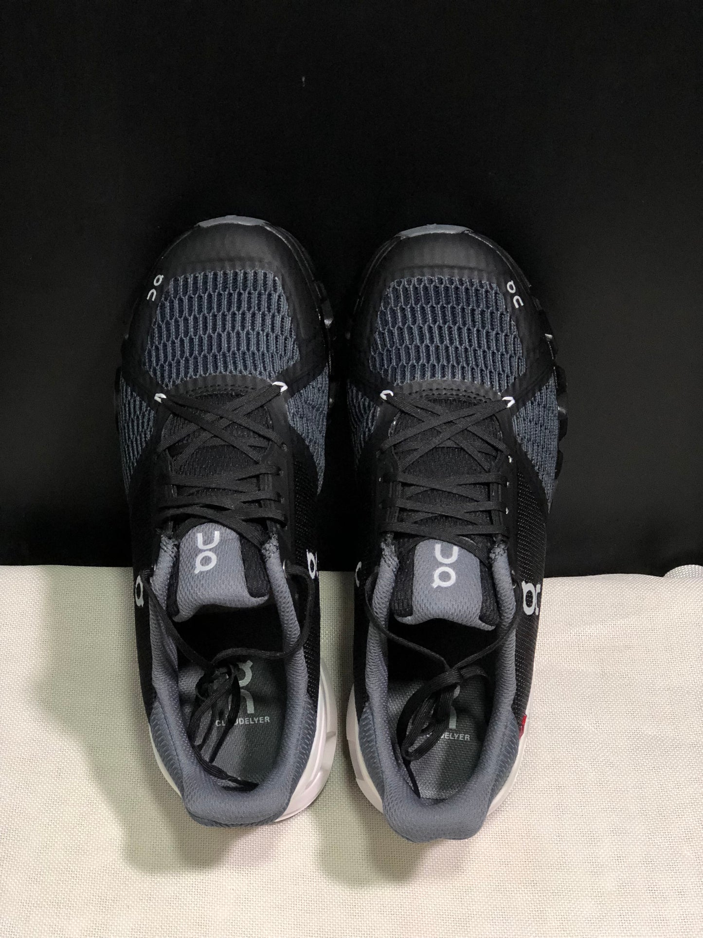 On Running Cloudflyer Black/White Shock-Absorbing Running Shoes
