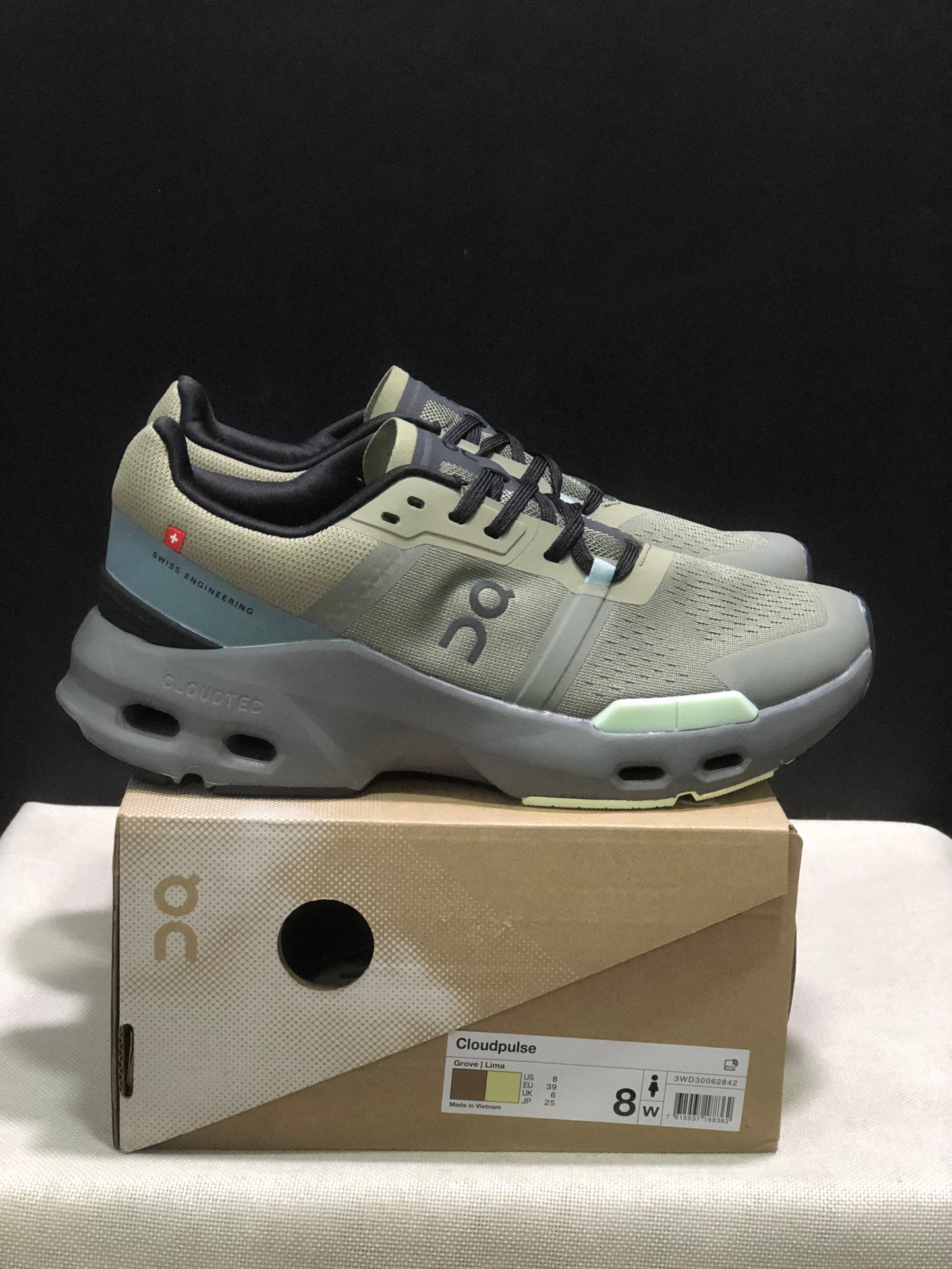 On Running Cloudpulse Comfortable Running Shoes Grove/Lime Green