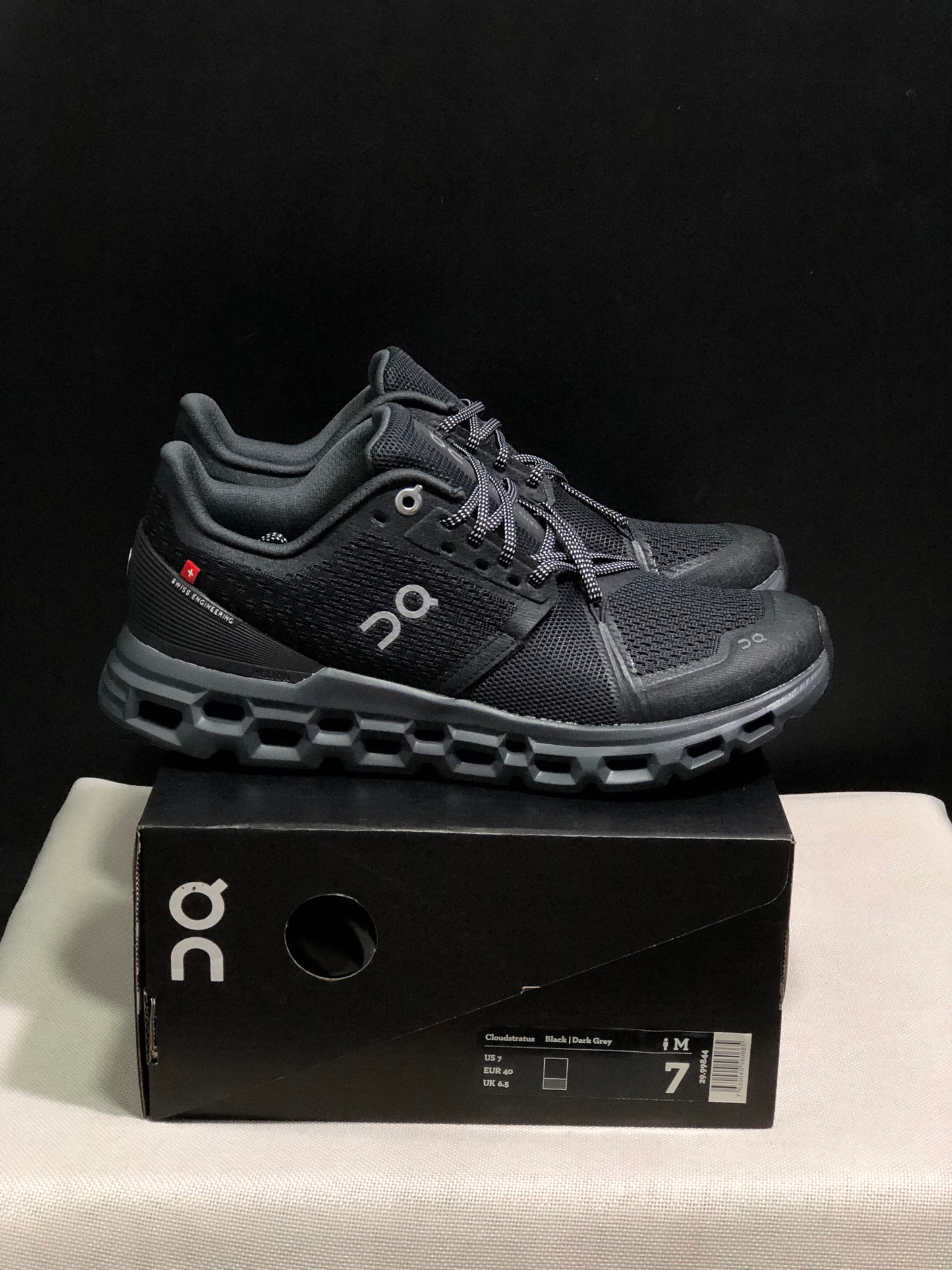 On Running Cloudstratus Shock-Absorbing And Breathable Running Shoes All Black