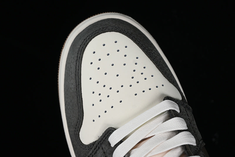Nike Air Jordan 1 Low Snkrs Day Korea 2023 Brown Sole White Grey Sneakers