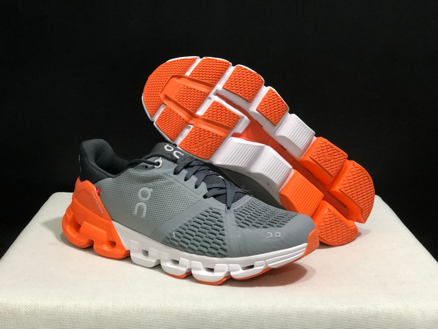 On Running Cloudflyer Shock-Absorbing Running Shoes Grey/Orange