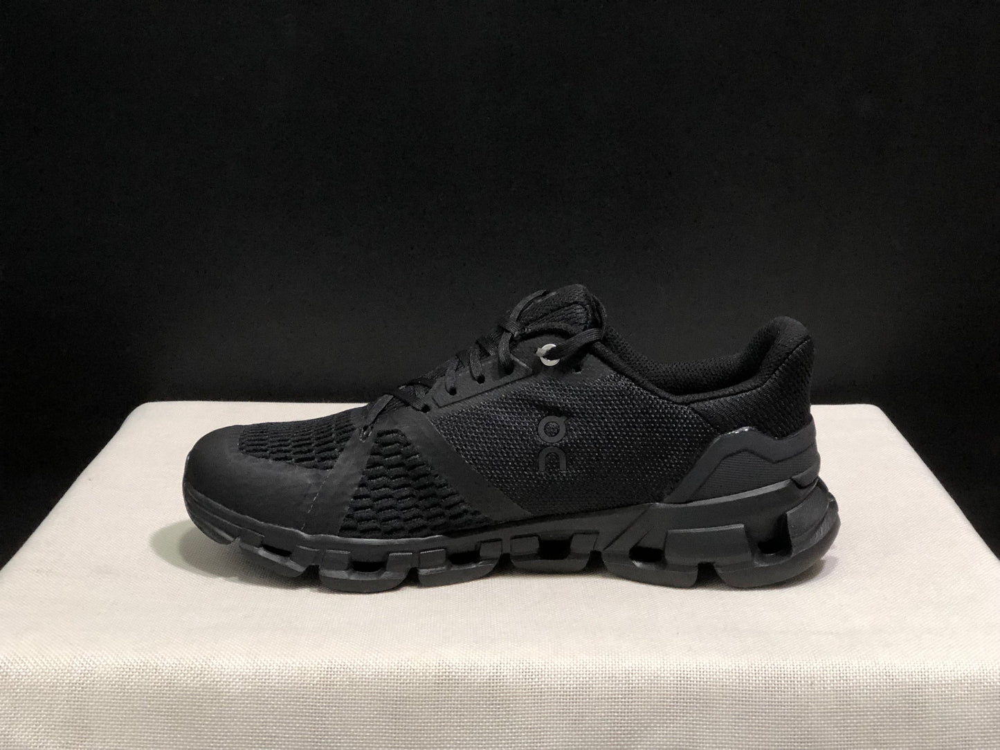 On Running Cloudflyer Shock-Absorbing Running Shoes All Black