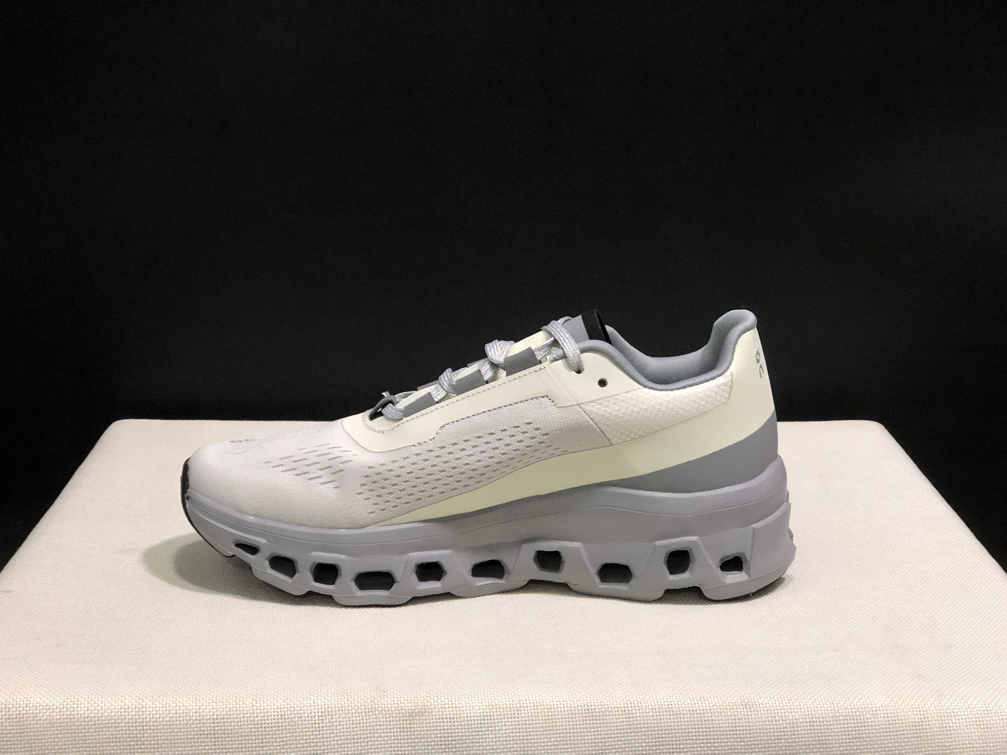 On Running Cloudmonster CNY Shock-Absorbing And Anti-Slip Sports Shoes Year Of The Dragon Special Edition Alloy/Grey