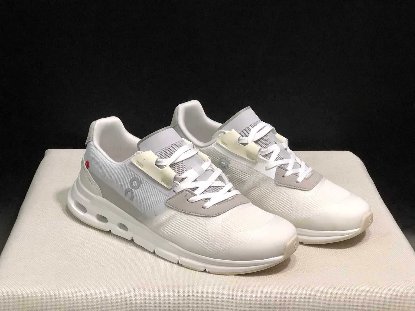 On Running Cloudrift Comfortable And Versatile Sports Casual Shoes Light Grey/Ivory White