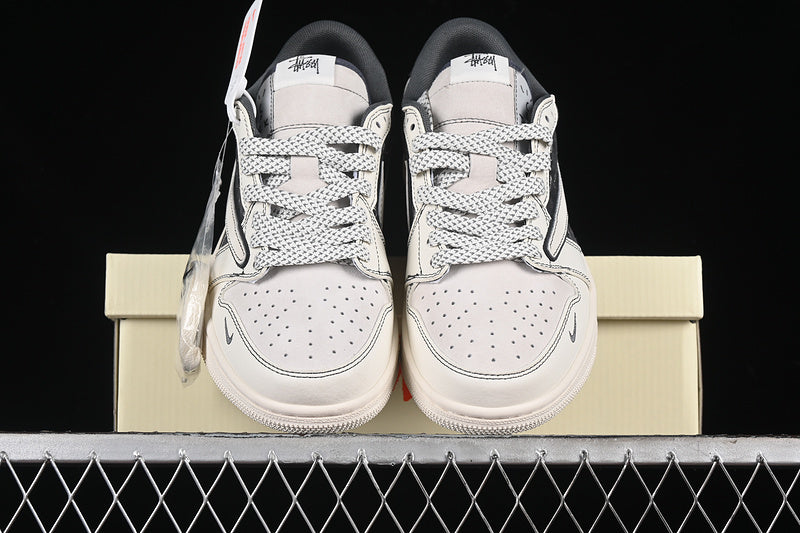Travis Scott Fragment Design Nike Air Jordan 1 Low OG SP Wolf Grey White Sneakers