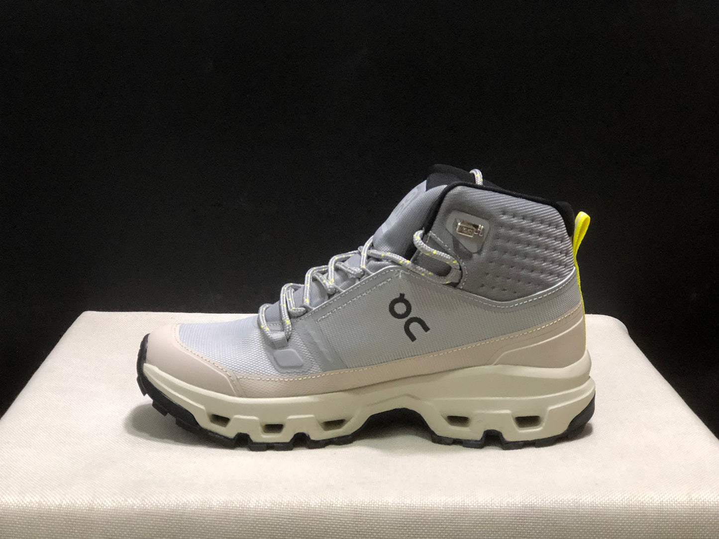 On Running Cloudrock Mid WP High-Top Hiking Shoes Alloy/Ice