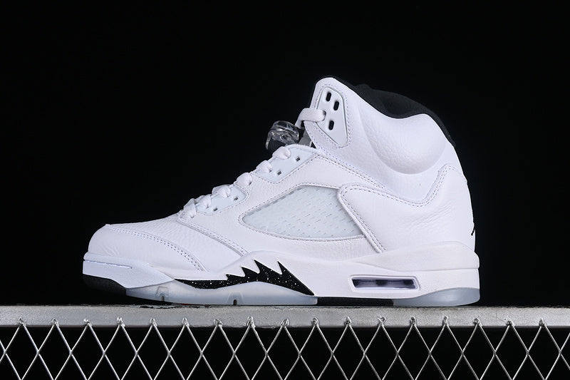 Nike Air Jordan 5 Retro Metallic SilverI White Sneakers