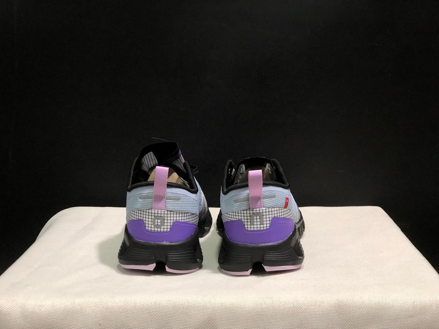 On Running Cloud X Shift Breathable And Shock-Absorbing Lightweight Running Shoes Grey/Light Purple