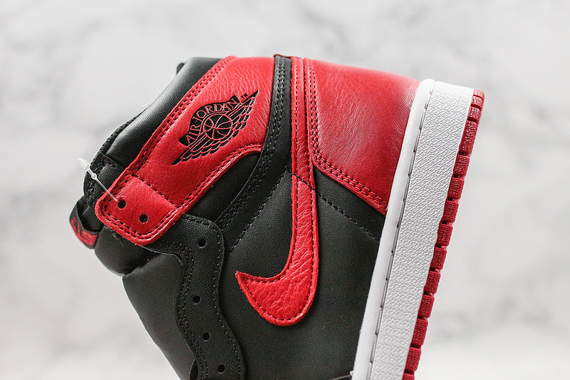 Nike Air Jordan 1 Retro High-Top Bred 2001 Black Red Leather Sneakers