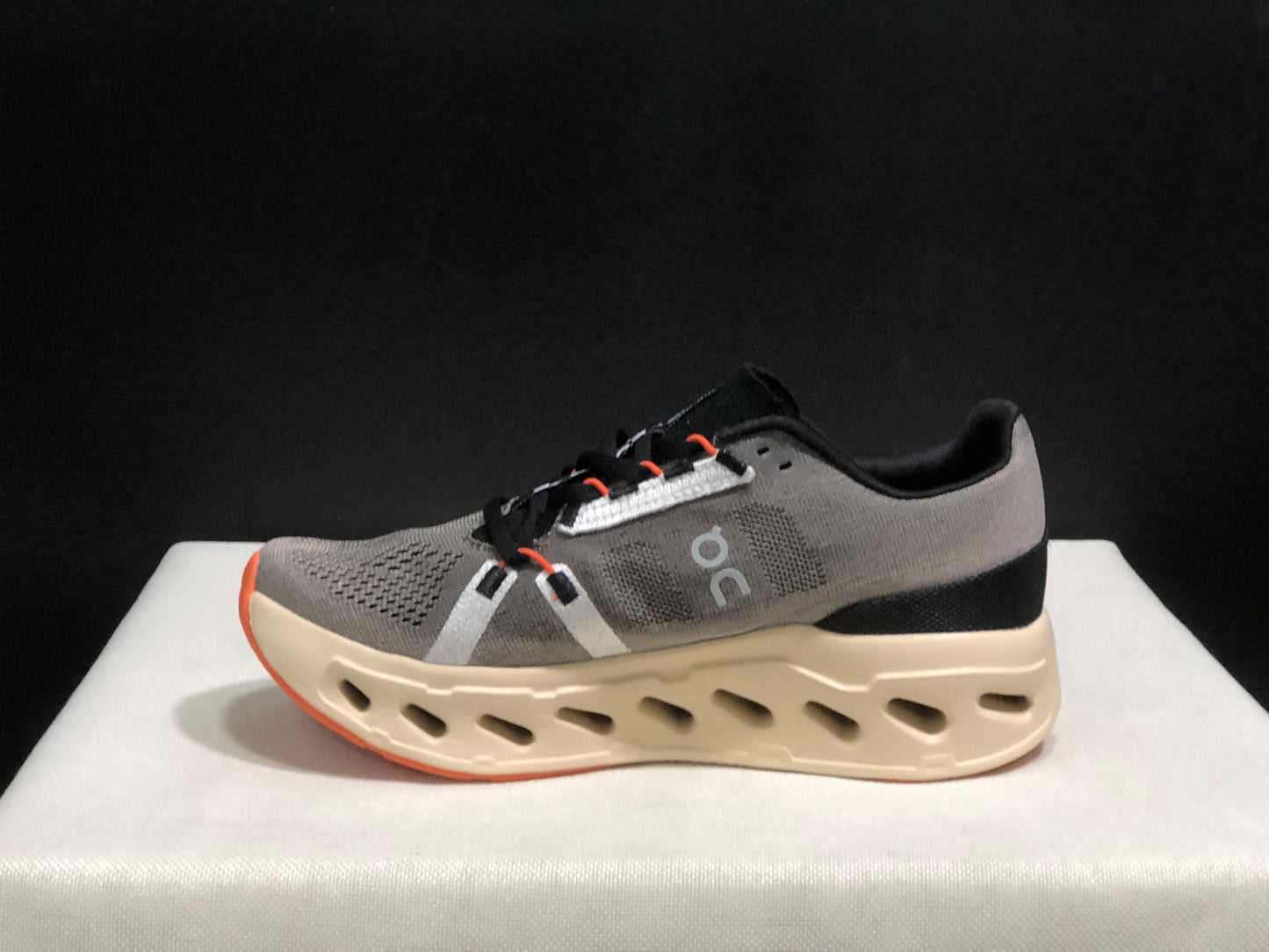 On Running Cloudeclipse Soft And Comfortable Running Shoes Fade/Sand