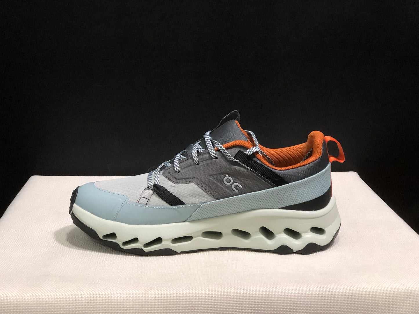 On Running Cloudhorizon Comfortable Hiking Shoes Moon/Orange