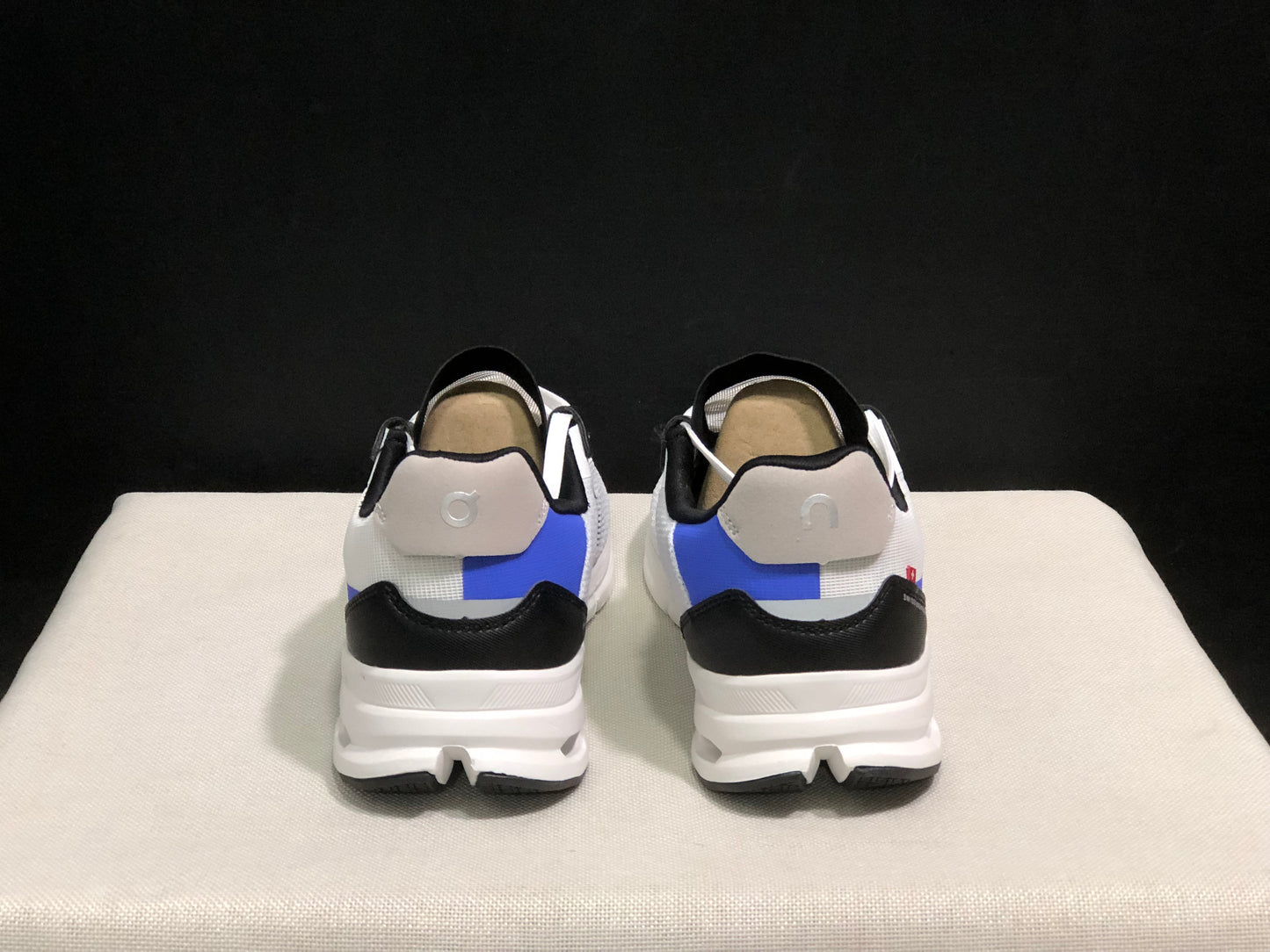 On Running Cloudrift Comfortable And Versatile Sports Casual Shoes Light Grey