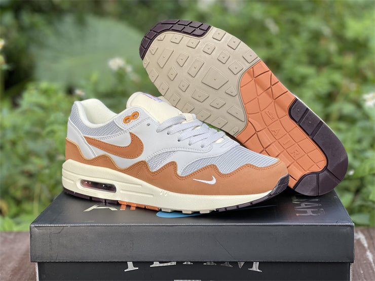 Nike Air Max 1 Patta Waves Monarch Brick Orange Pure Platinum Sneakers