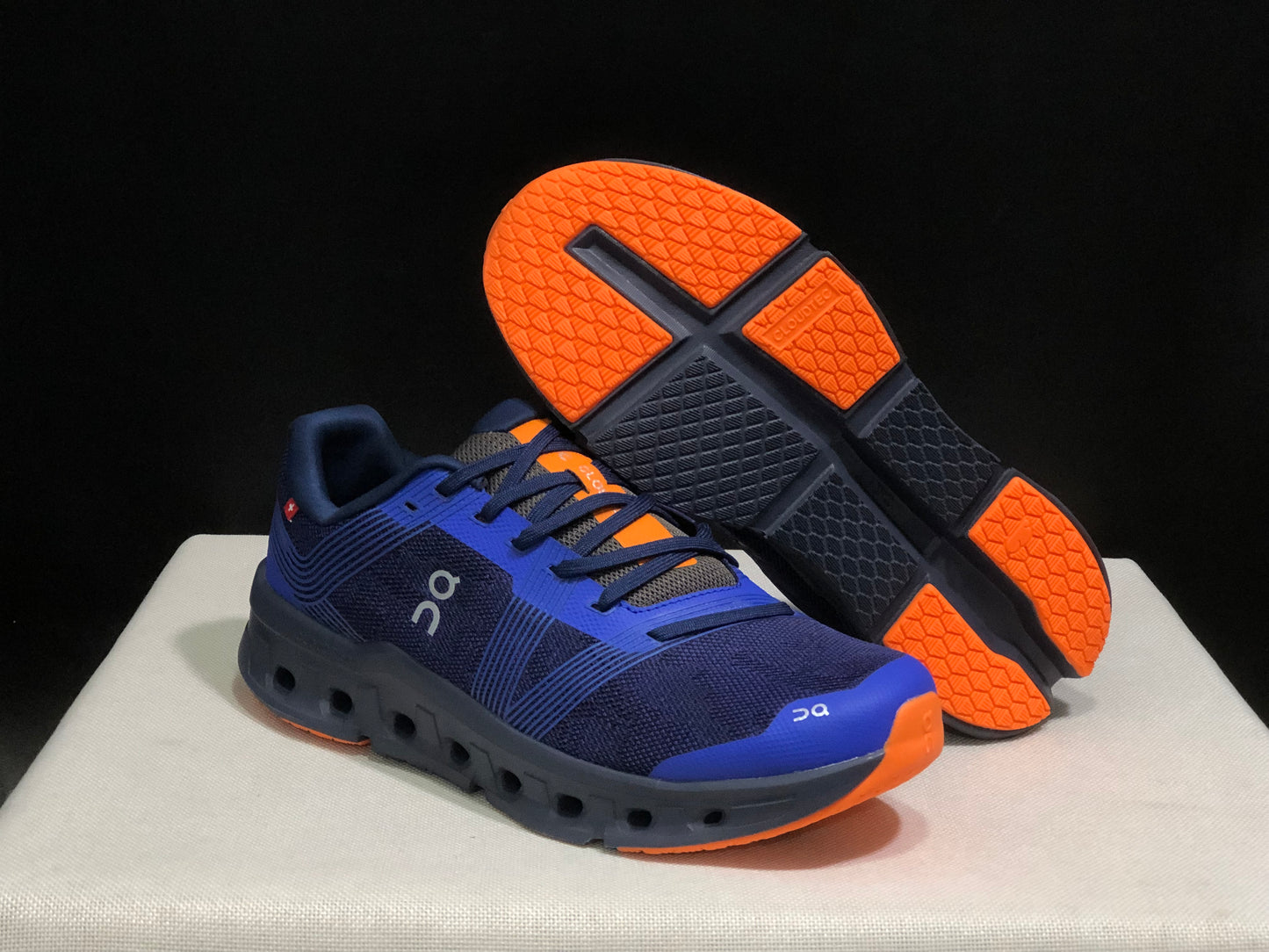 On Running Cloudgo Comfortable And Lightweight Running Shoes Black/Shaie