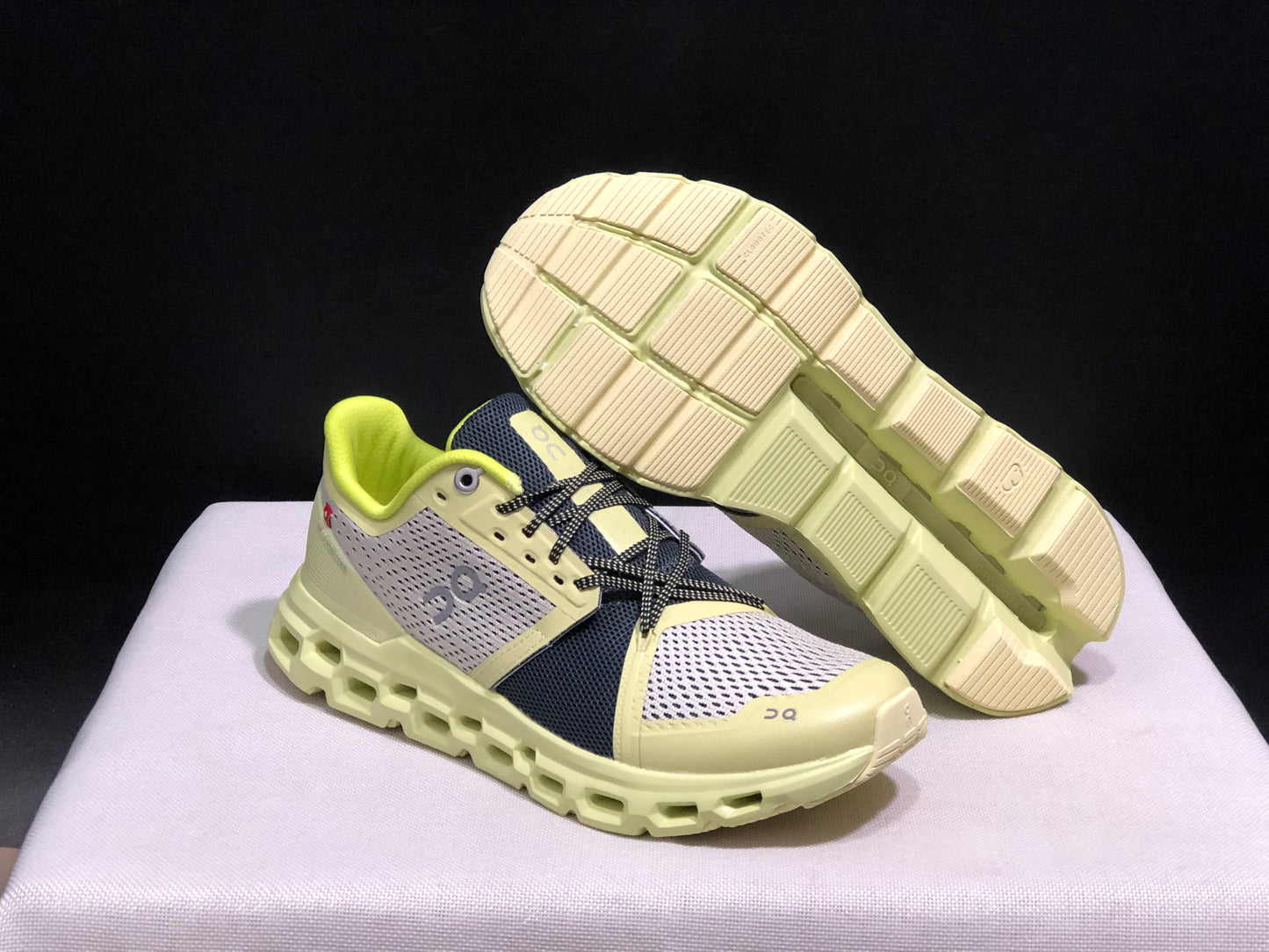 On Running Cloudstratus Shock-Absorbing And Breathable Running Shoes Yellow/Drak Grey