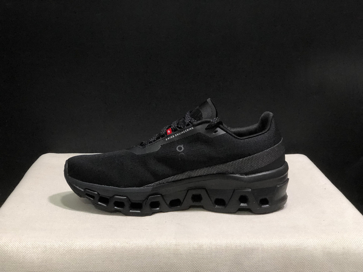 On Running Cloudmonster 2 Shock-Absorbing And Breathable Running Shoes Black