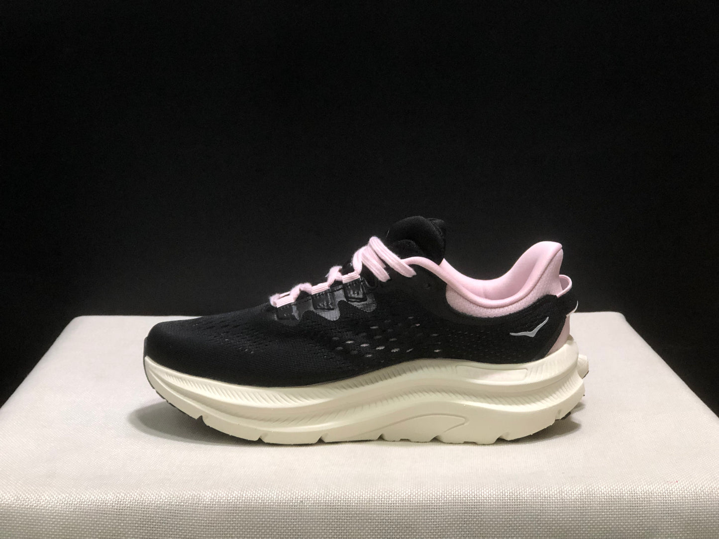 Hoka One One Kawana 2 Comfortable Casual Running Shoes Sneakers Black/White