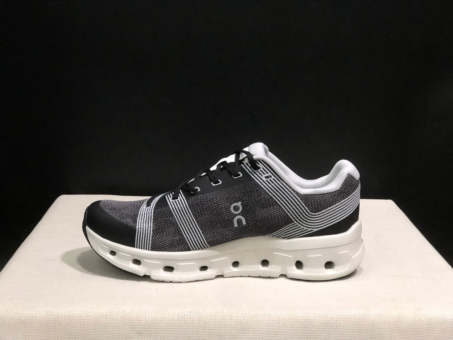 On Running Cloudgo Comfortable And Lightweight Running Shoes Black/Glacier