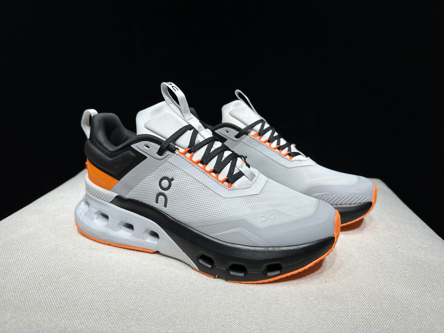 On Running Cloudnova X Comfortable Anti-Slip Running Shoes Light Grey