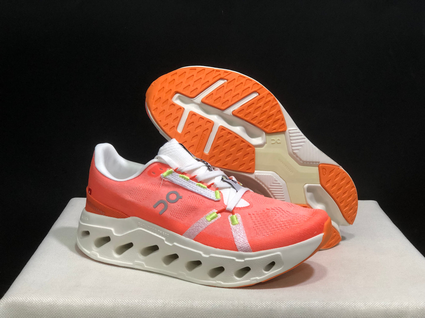 On Running Cloudeclipse Soft And Comfortable Running Shoes Flame/Ivory