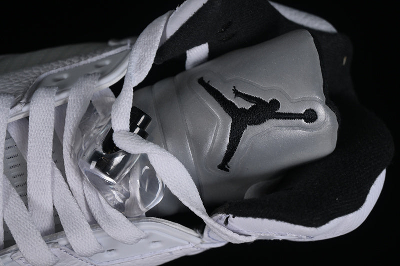 Nike Air Jordan 5 Retro Metallic SilverI White Sneakers