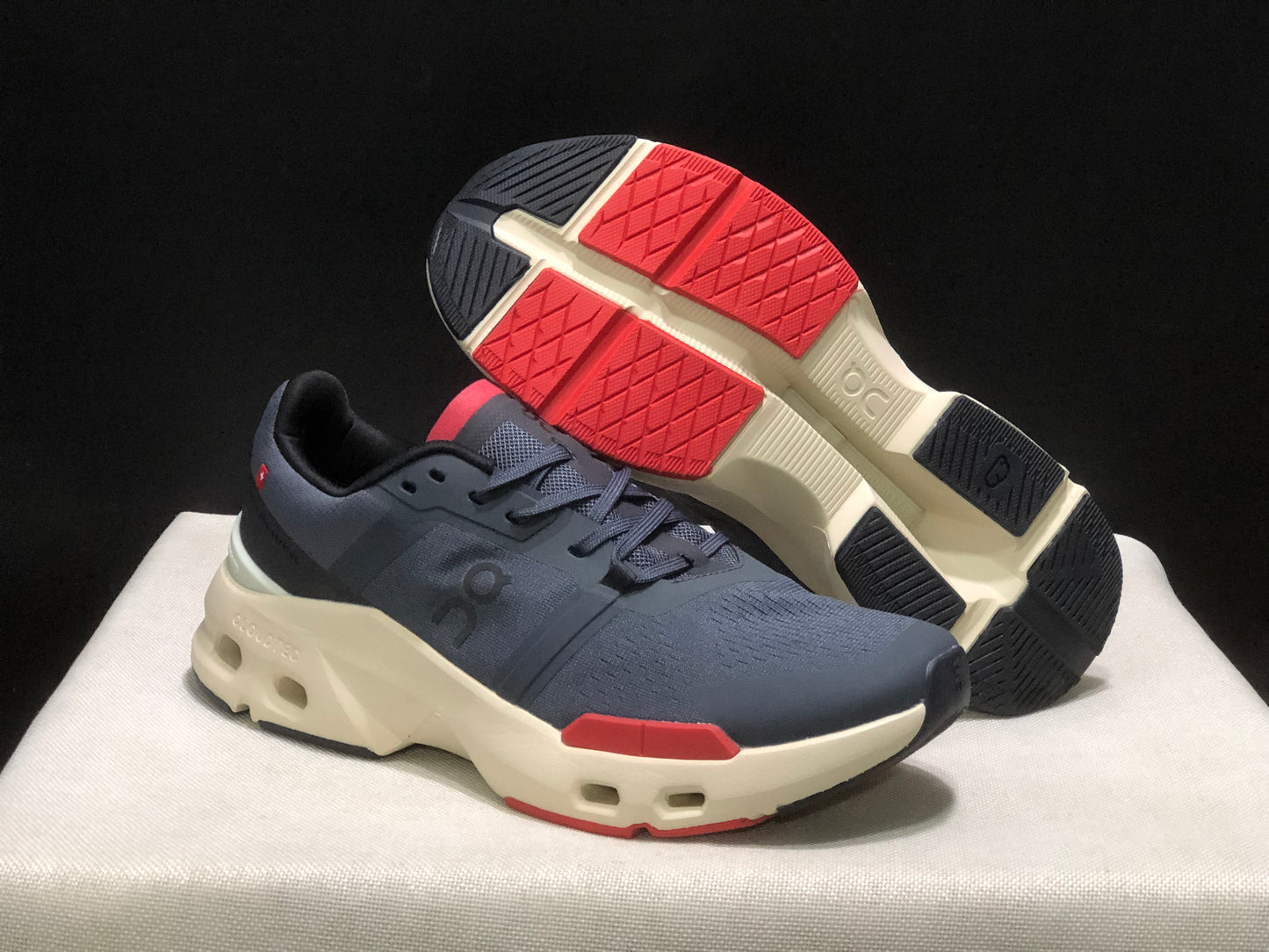 On Running Cloudpulse Comfortable Running Shoes Dark Grey/Red