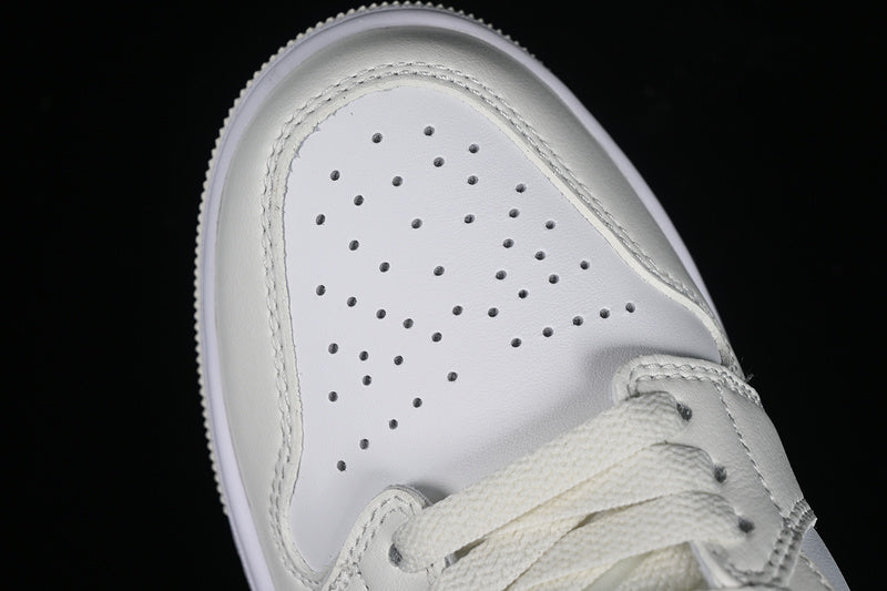 Nike Air Jordan 1 Low Cream Yellow Sneakers