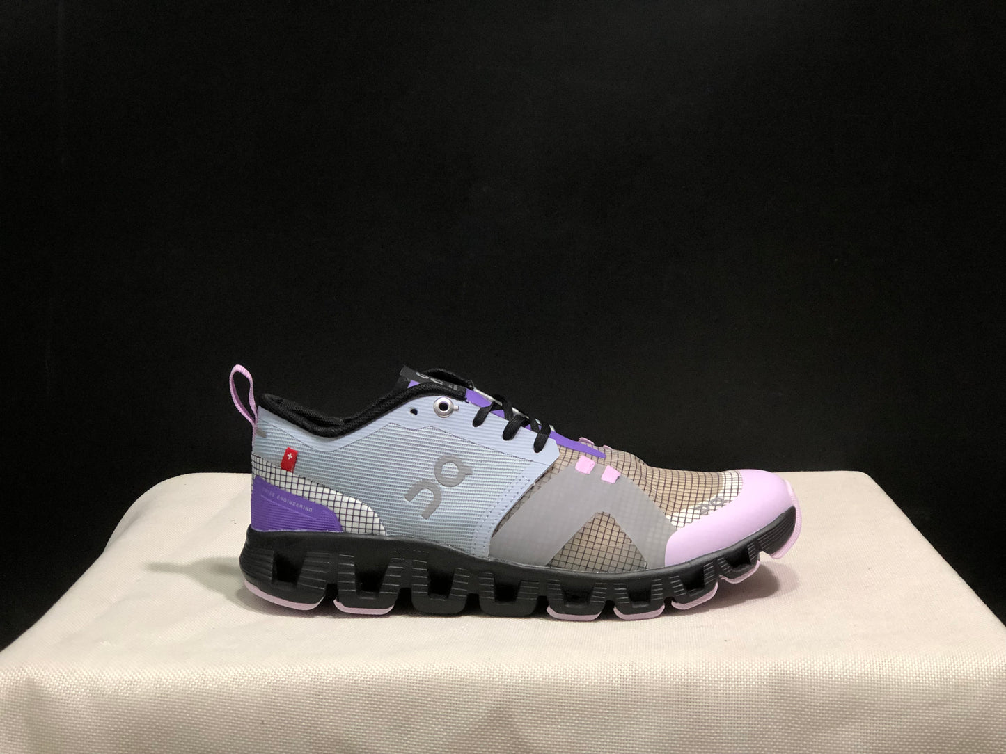 On Running Cloud X Shift Breathable And Shock-Absorbing Lightweight Running Shoes Grey/Light Purple