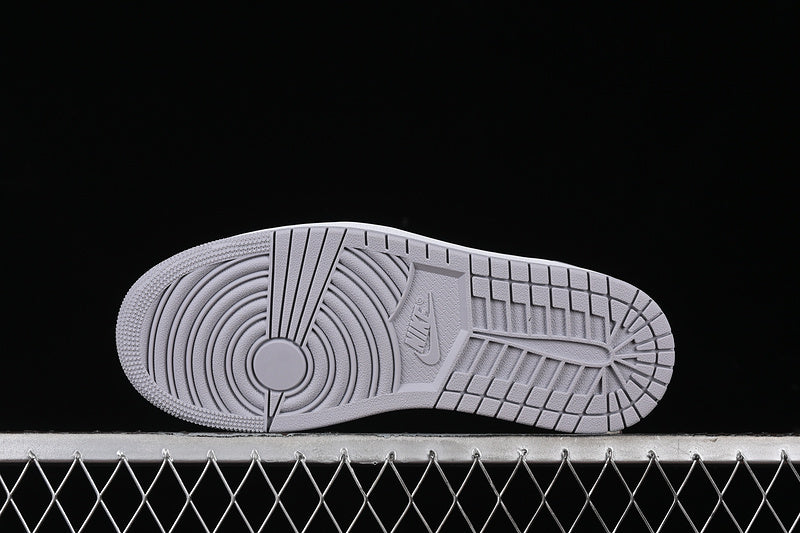 Nike Air Jordan 1 Low OG White Black Wolf Grey Sneakers